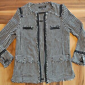 Black and White Jacket with zipper closure - Zara